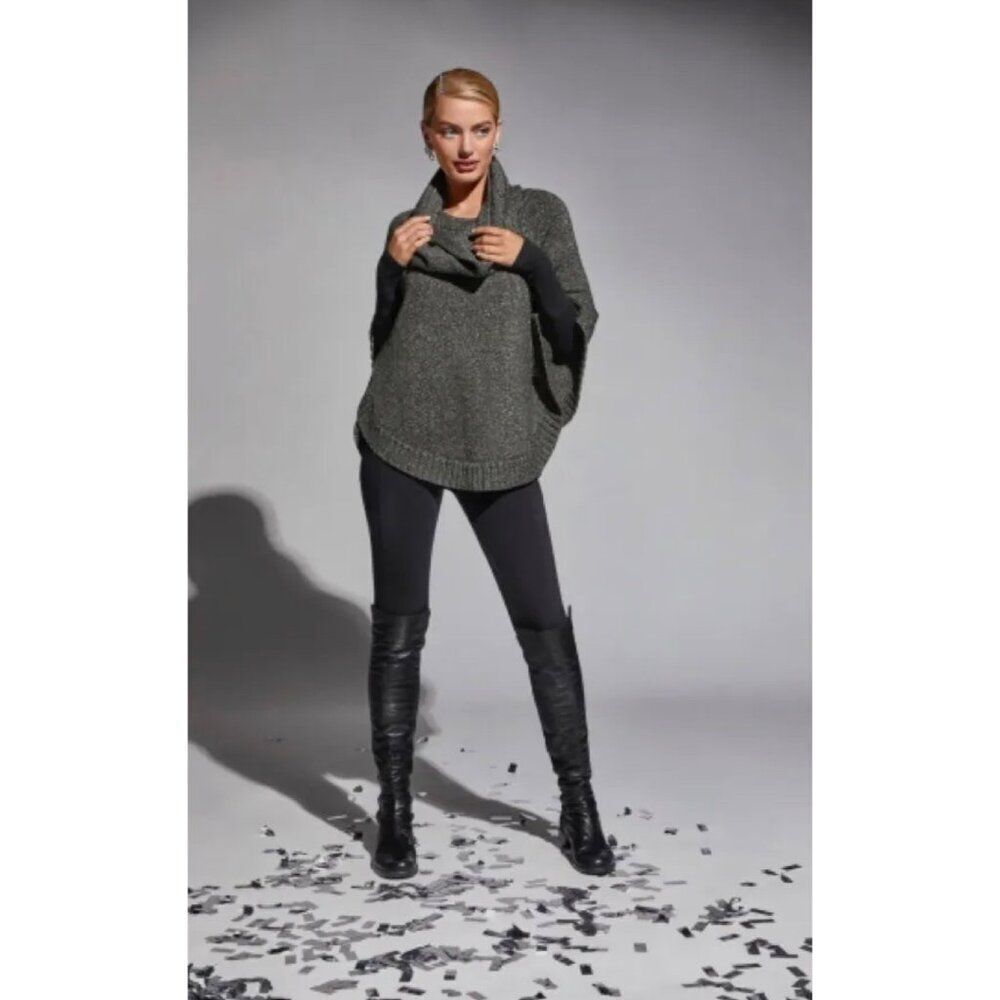 Cabi Women's Grey Sliver Metallic Shimmering Poncho Sweater Removable Collar S
